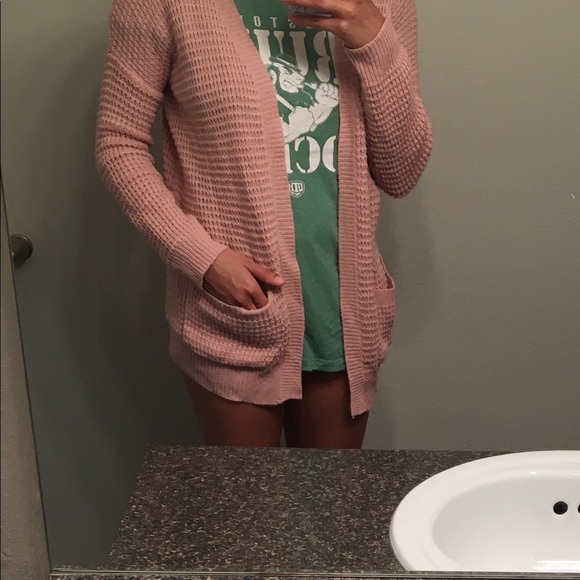 Light pink knit cardigan - Picture 3 of 3