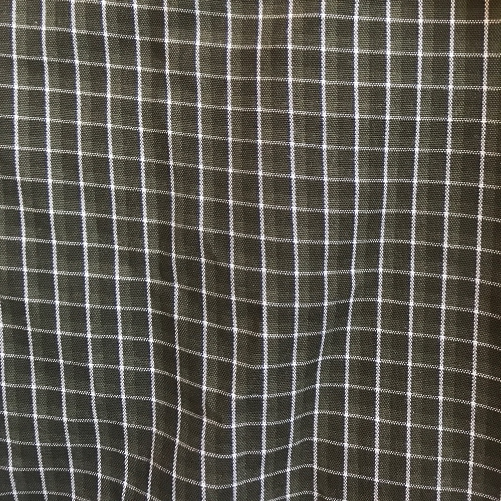 Men’s Dress Shirt - Medium - Picture 2 of 4