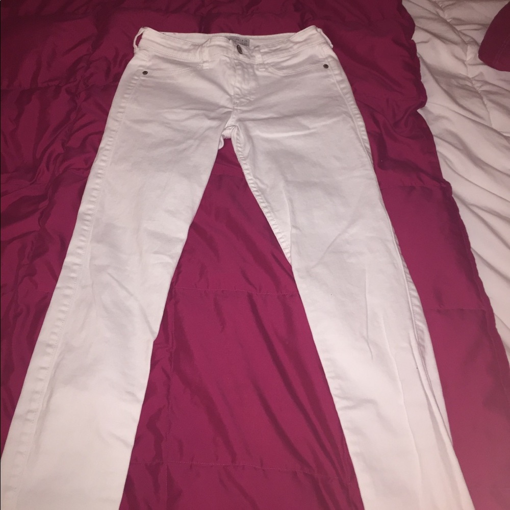 Abercrombie and Fitch white Jeans
