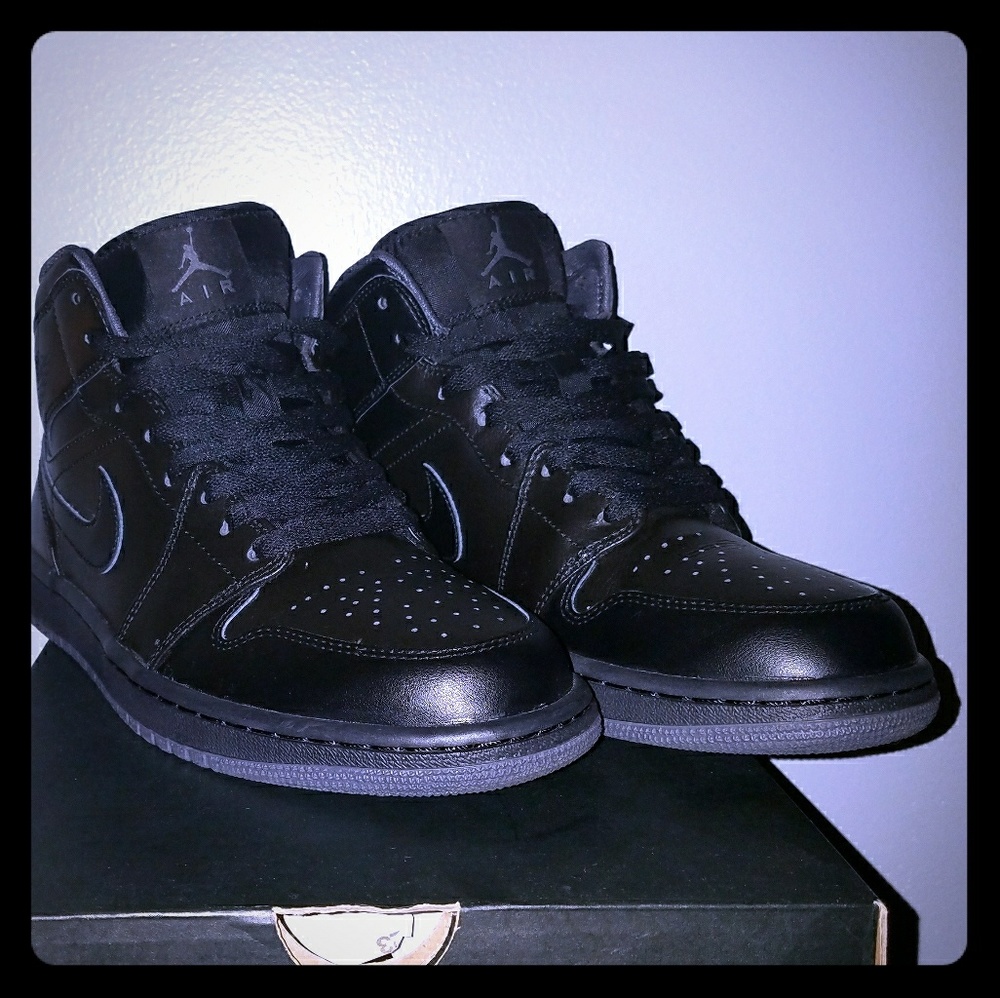 JORDAN 1