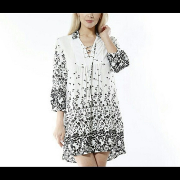 🎉Lace up floral Dress/Tunic - Picture 2 of 2