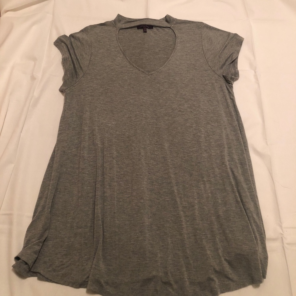 Long choker tee shirt