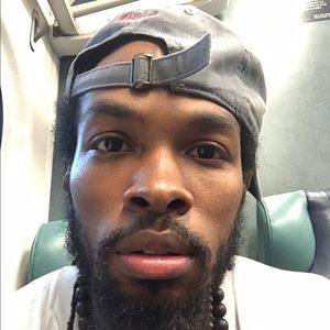 Meet your Posher, Charles