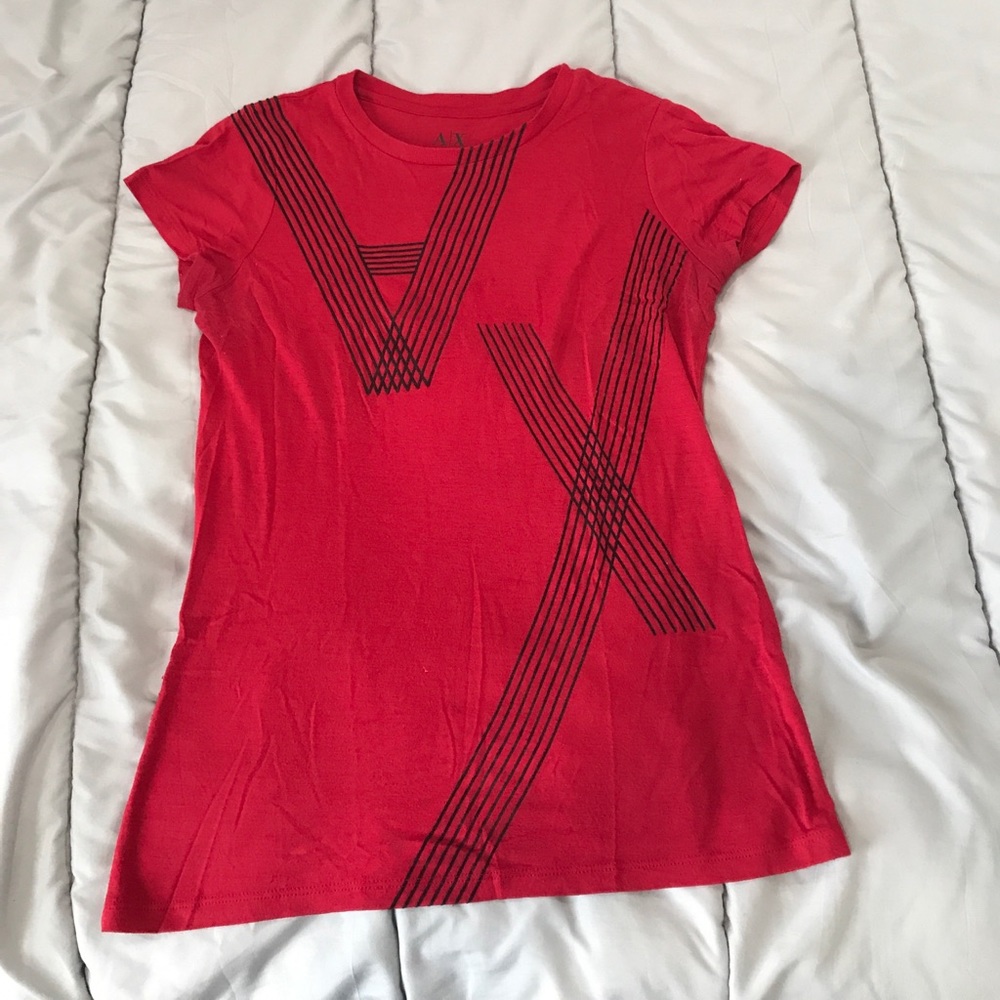 Red tee