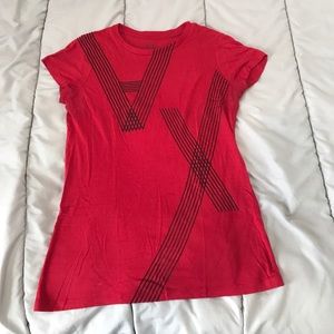 Red tee