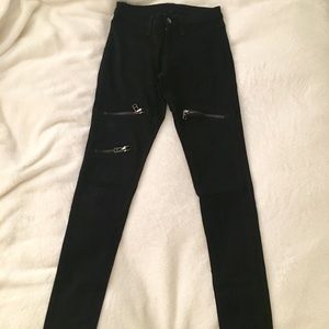 CarMar stretchy black jeans with zippers