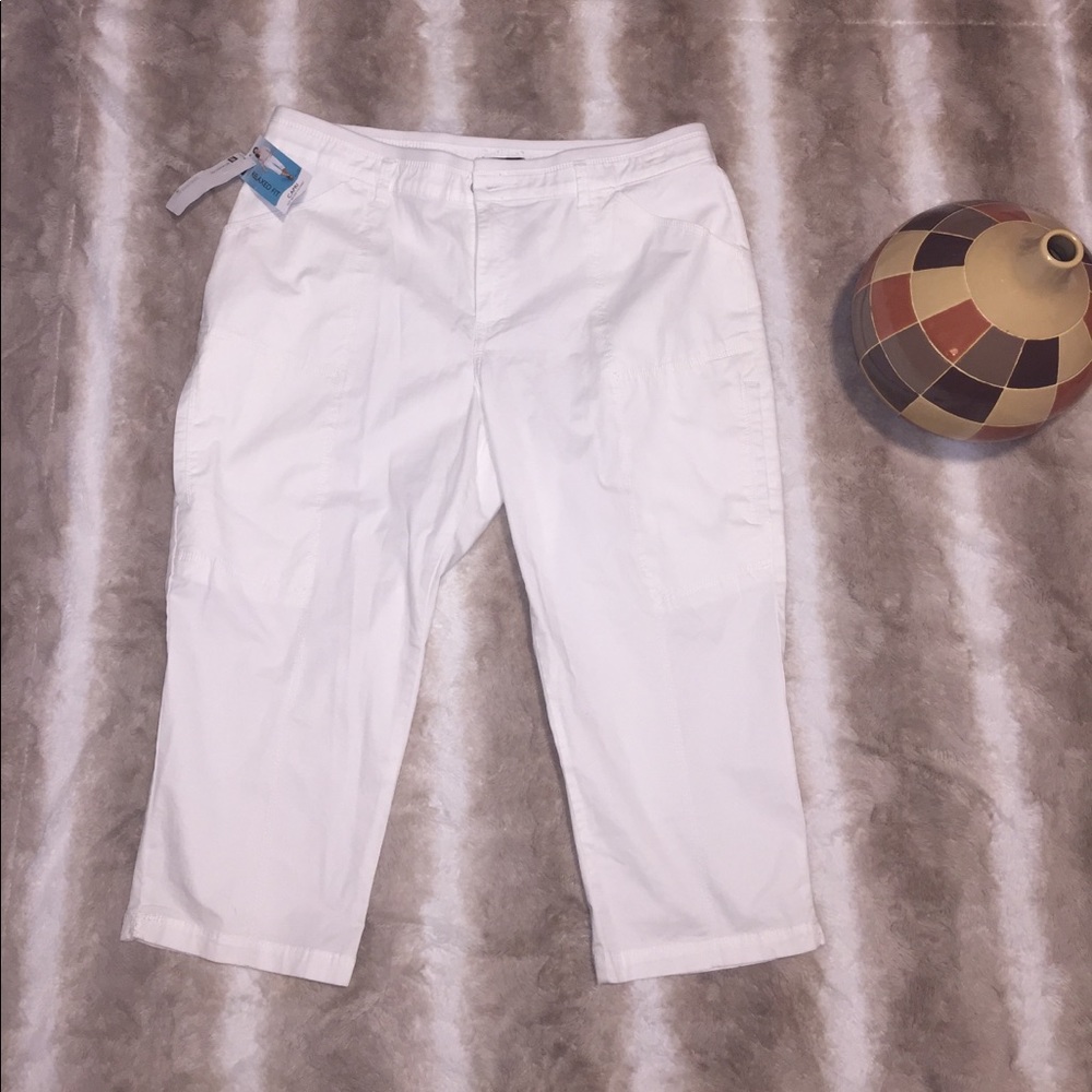 Plus Size Lee Relaxed Fit Cargo Capri Pants