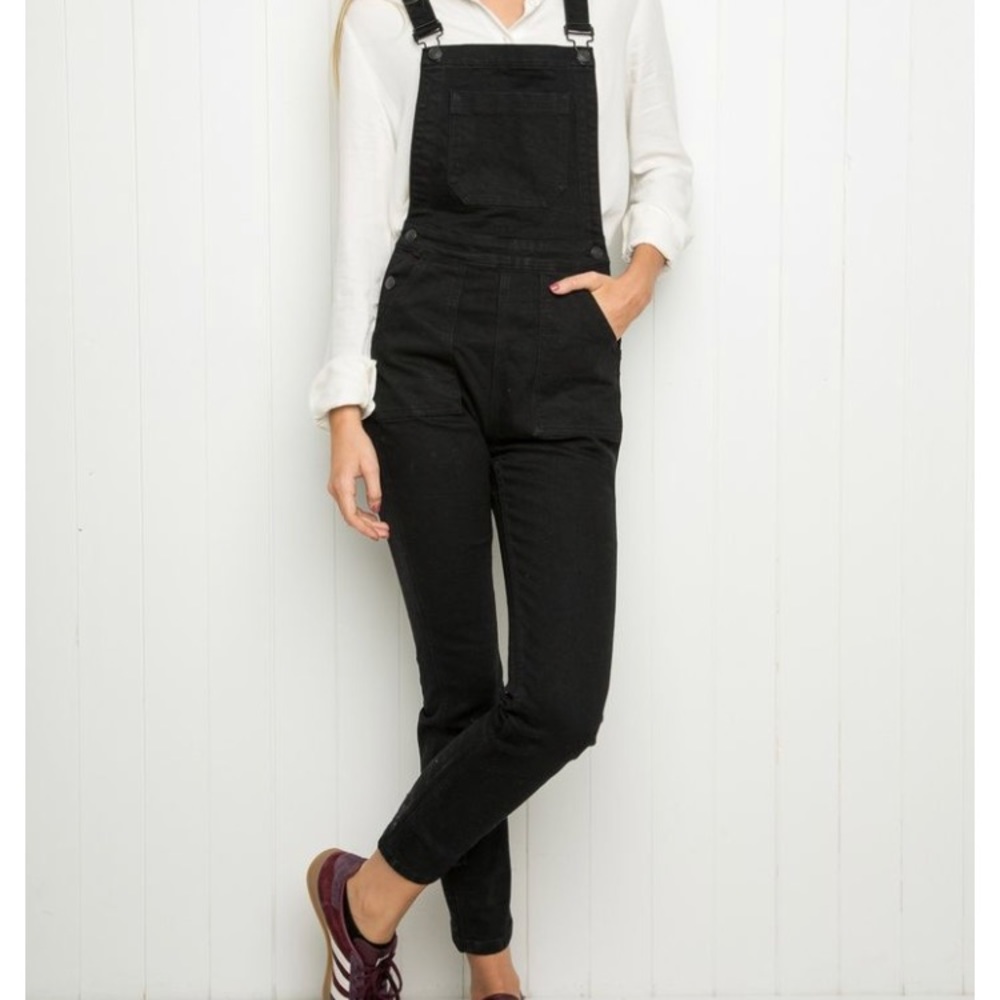 Brandy Melville black overalls!