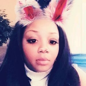 Meet your Posher, Latoya