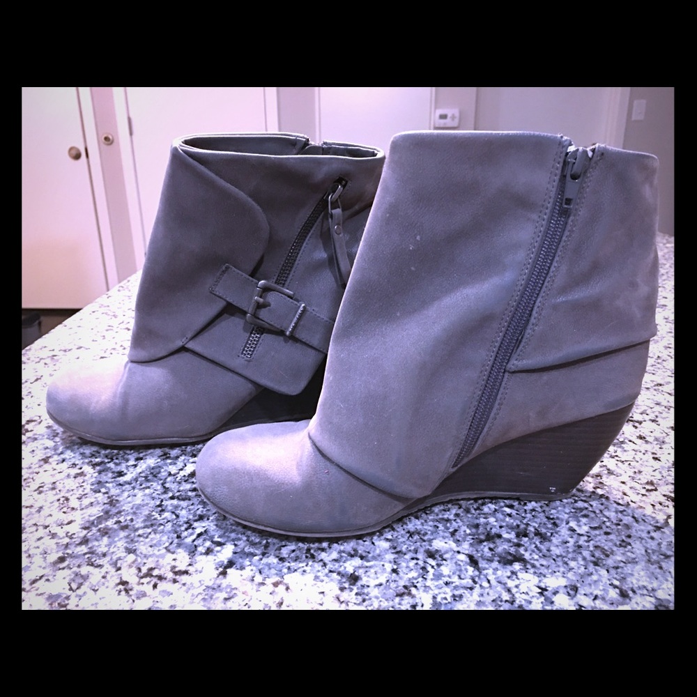 Blowfish grey wedge boots