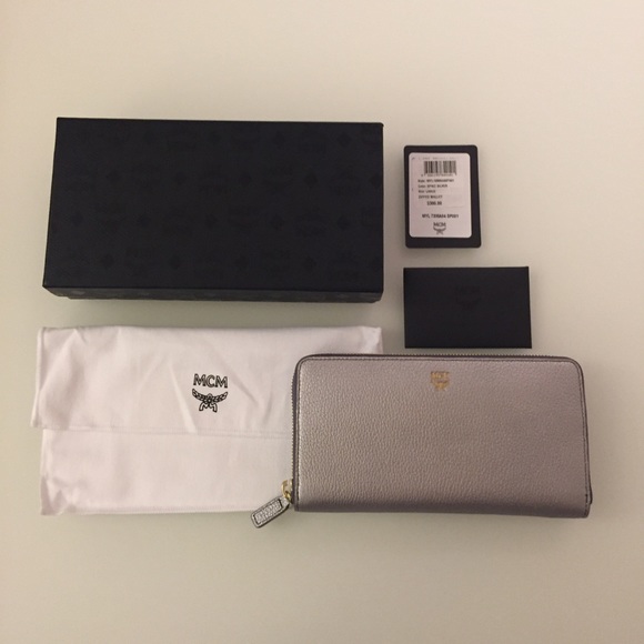 SOLD MCM Milla Large Zip Around Wallet FIRM - Picture 6 of 7
