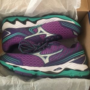 Women's Mizuno Wave Paradox 2