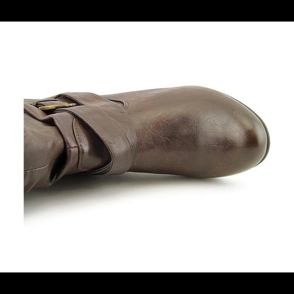 Used Nine West dark brown boots - Picture 2 of 3