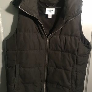 Old navy puffy vest