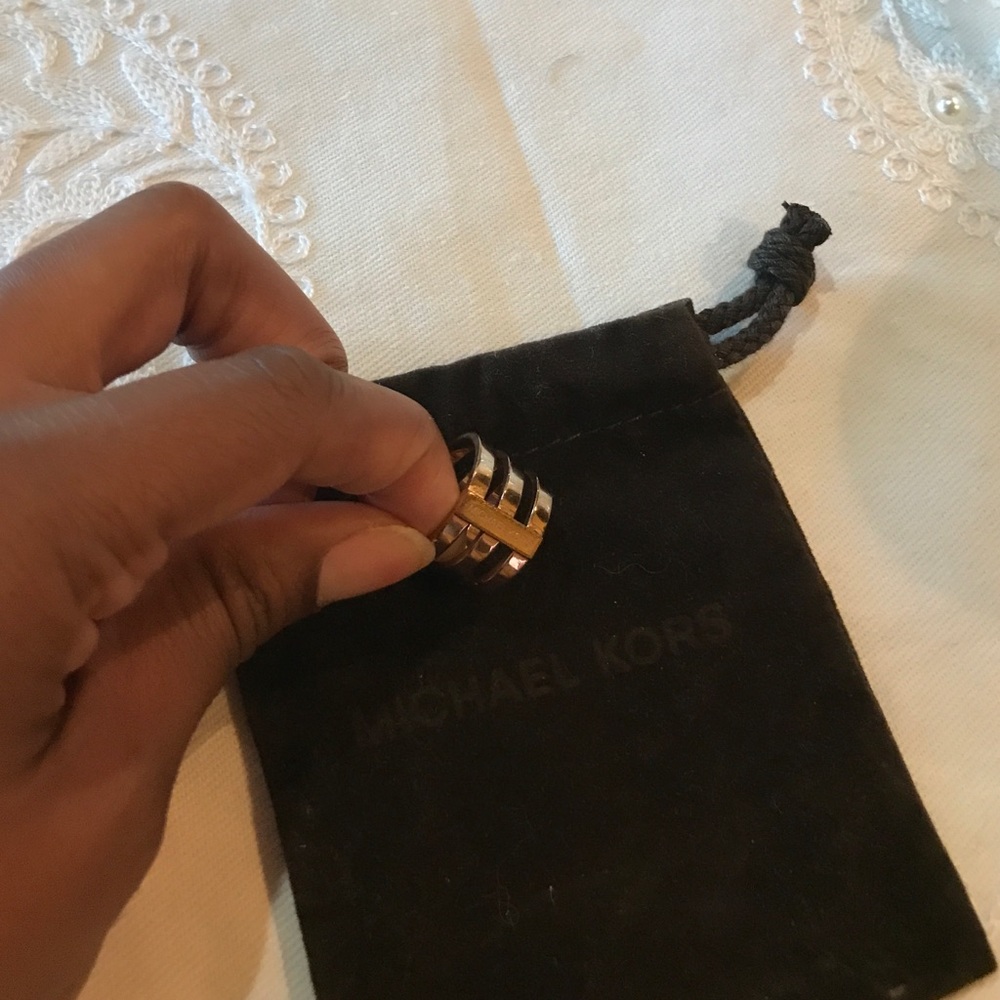 Michael Kors Ring - Picture 2 of 2