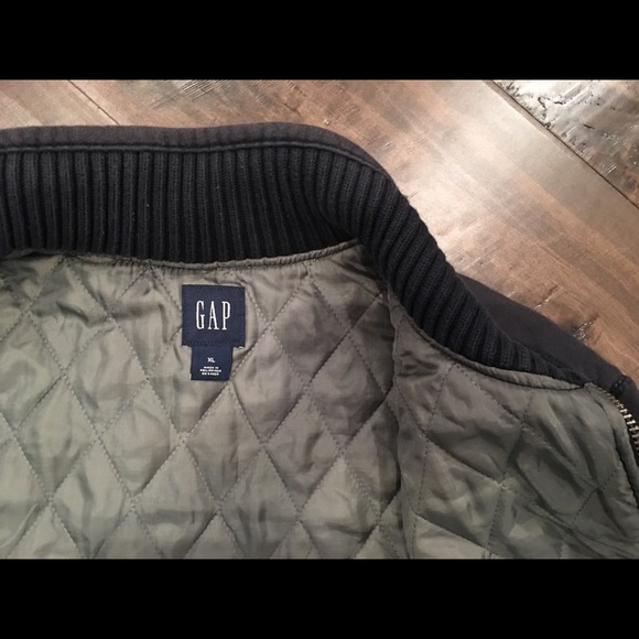Gap Jacket - Picture 4 of 5