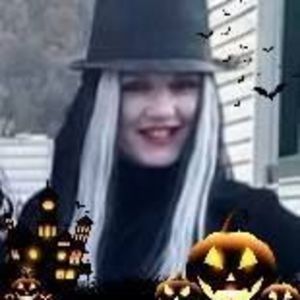 Meet your Posher, Brenda