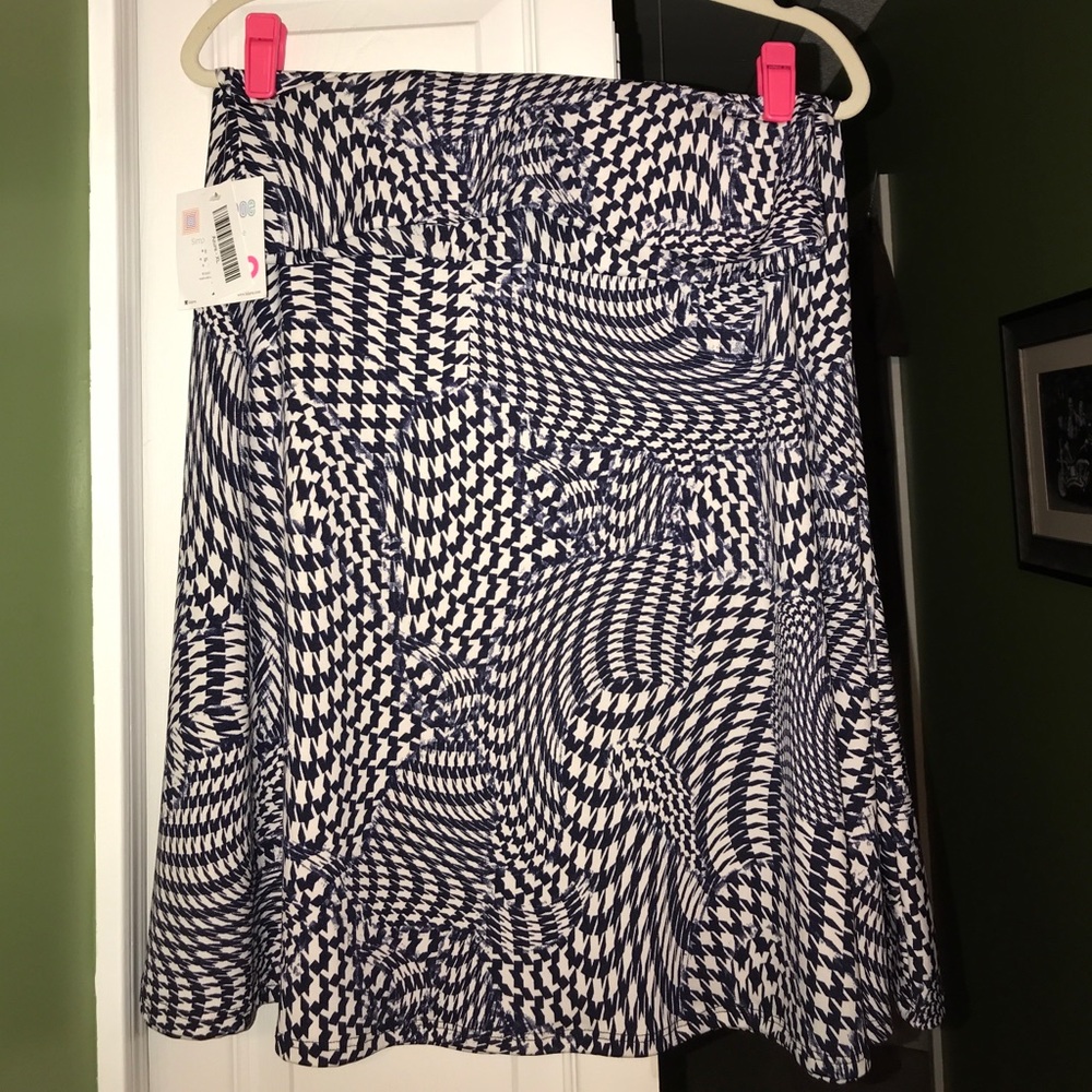 NWT XL Houndstooth Azure Skirt
