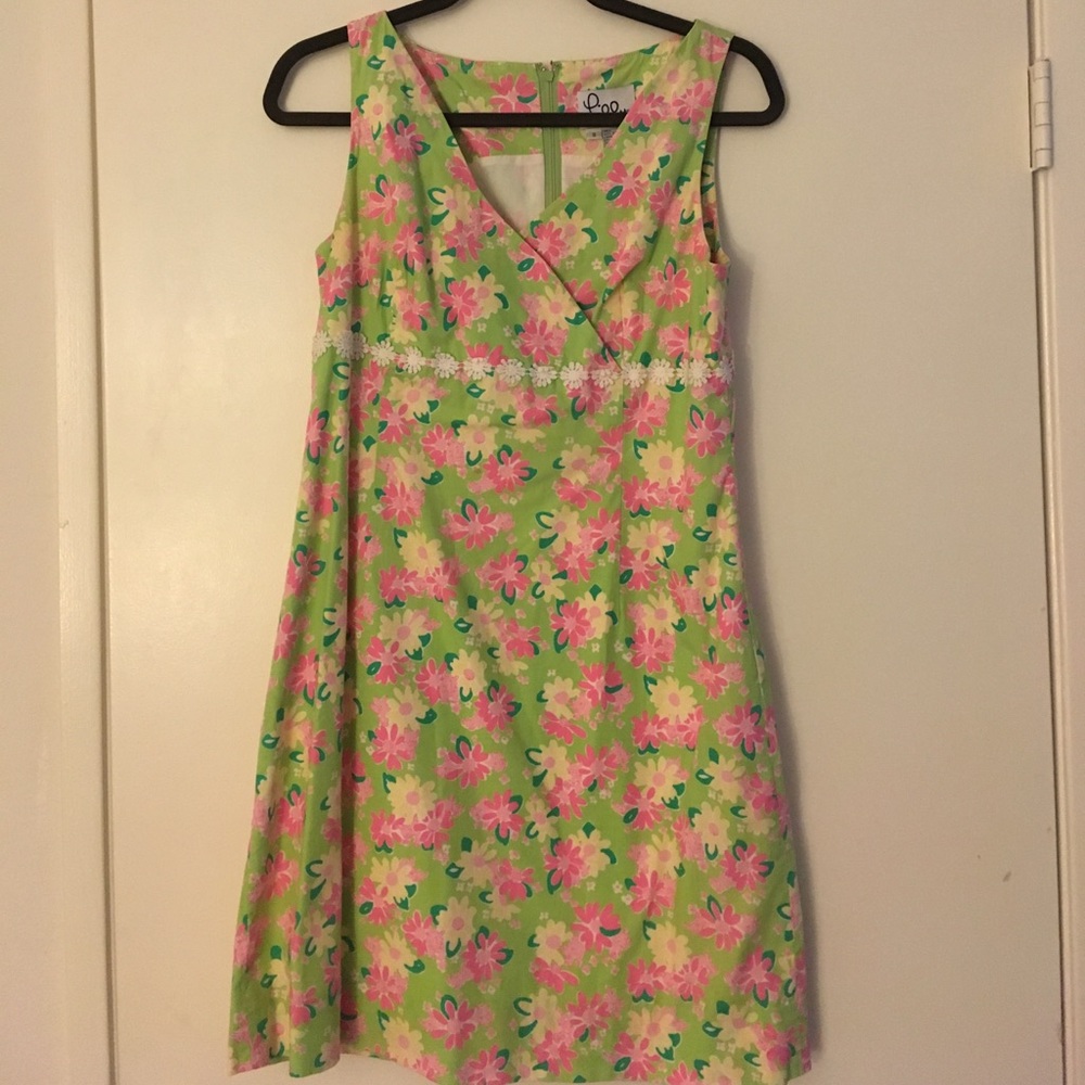 Lily Pulitzer shift dress size 8
