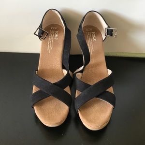 Toms Black Wedges