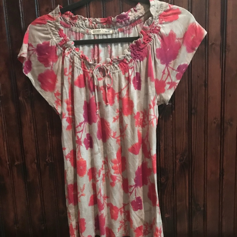 Old navy flowery blouse with tie