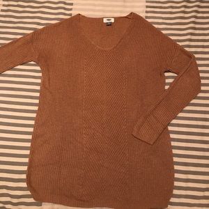 Old navy tan sweater. Oversized & comfy