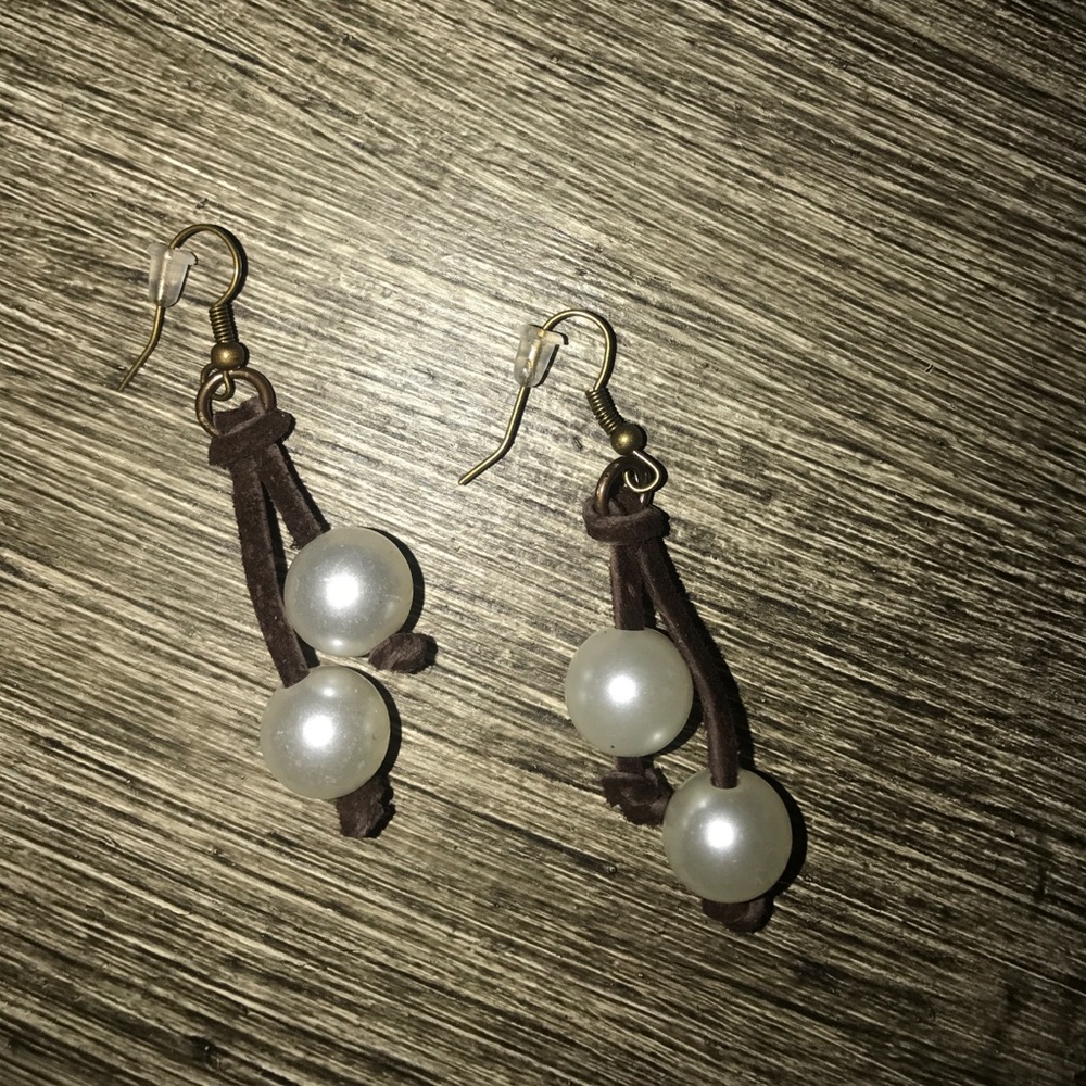 Pearl Drop Earrings