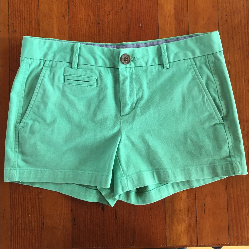 Women’s size 0P Banana Republic city Chino short