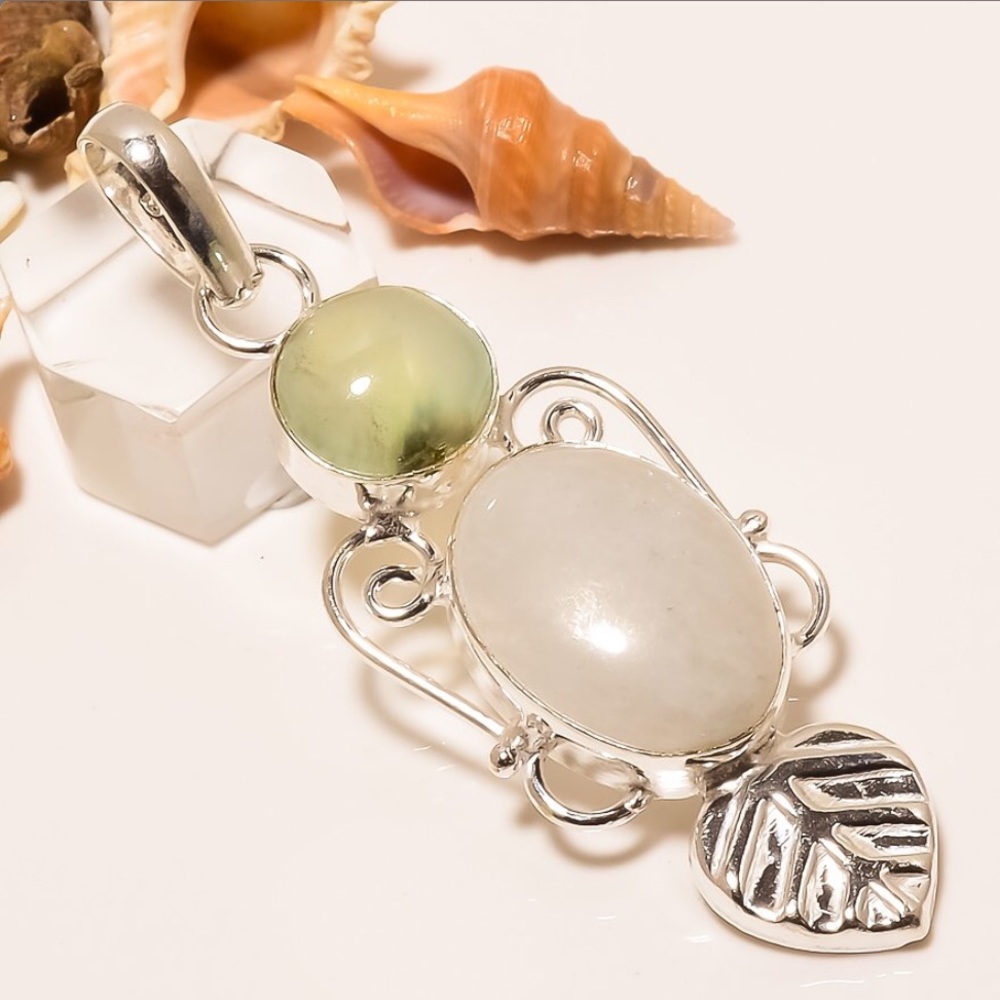💥 Genuine Moonstone Pendant💥