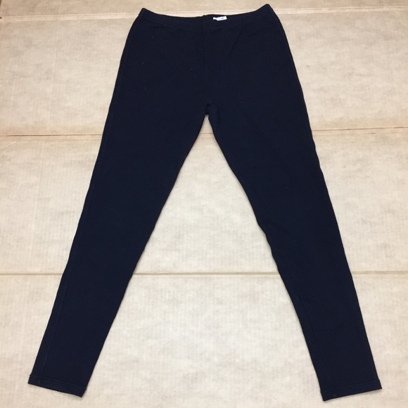 Basic Black Leggings - Picture 2 of 3