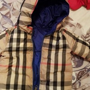 Reversal AUTHENTIC BURBERRY COAT for a boy or girl
