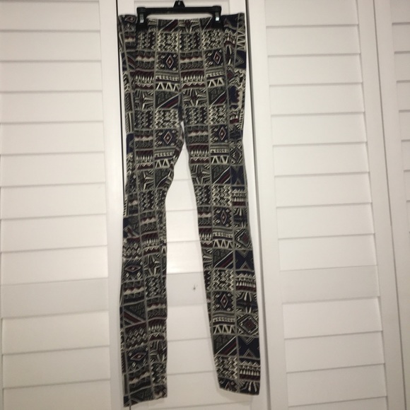 Tribal Leggings - Picture 2 of 5