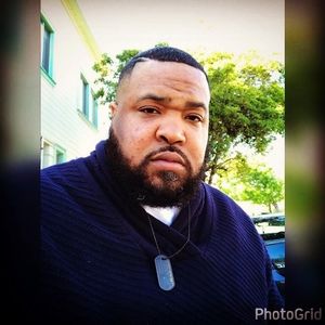 Meet your Posher, Gregory