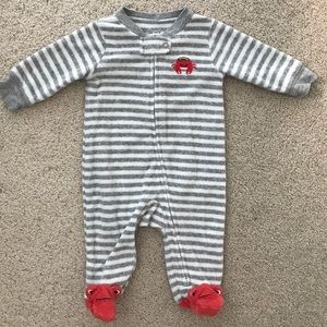 Carters sleeper size 3 Months