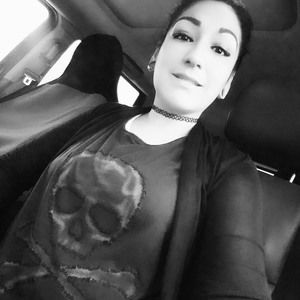 Meet your Posher, Liz