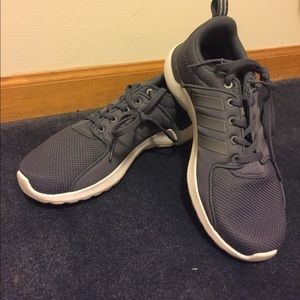 Adidas Neo Cloudfoam tennis shoes