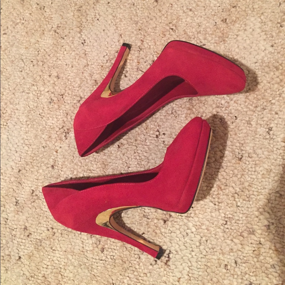 Alice and Olivia Red Suede Pumps
