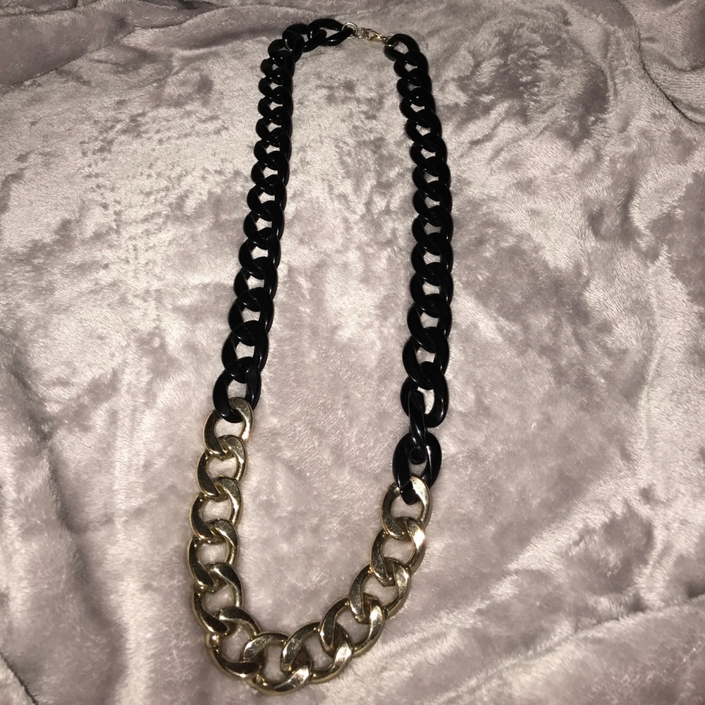 Chain necklace