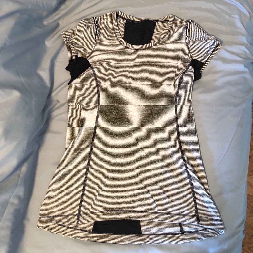 Lululemon White Black Stripe Star Runner SS Shirt