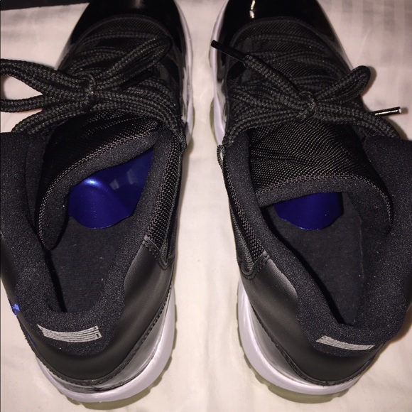 2009 Jordan 11 Space Jam main image 5