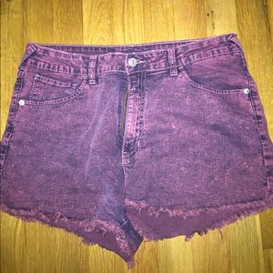 Super cute high wasted maroon jean shorts