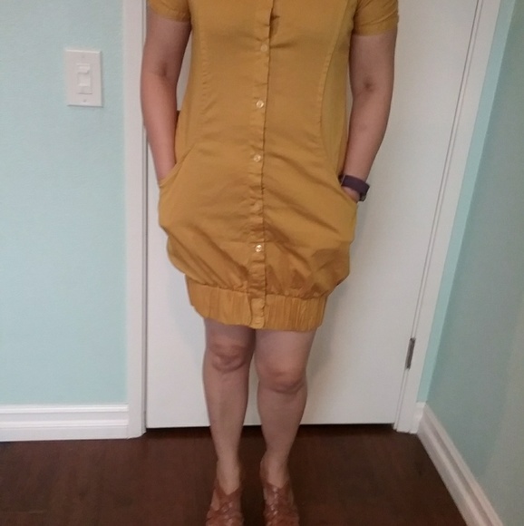 Collared dress - Picture 2 of 5