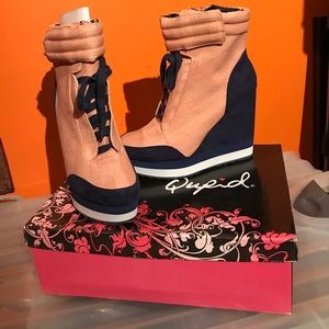 Womens Qupid Sneaker Wedges Size 9