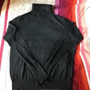Zara gray turtleneck