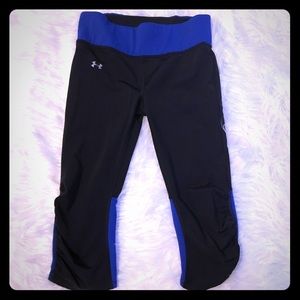 Black and blue under armor compression leggings!