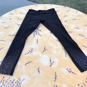 Lululemon compression jogging pants