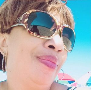 Meet your Posher, Tonia