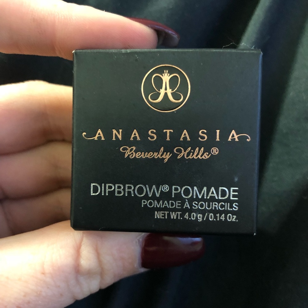 Anastasia Beverly Hills dipbrow pomade