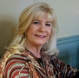 Meet your Posher, Vickie