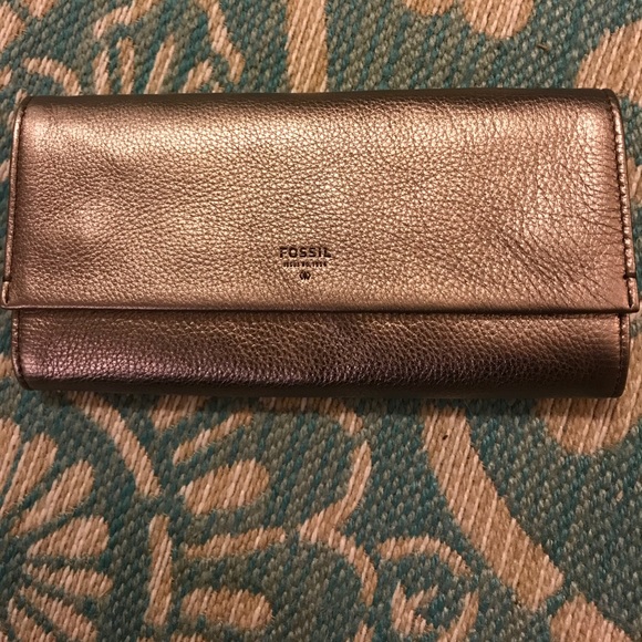 Fossil Handbags - Fossil metallic leather jewelry roll